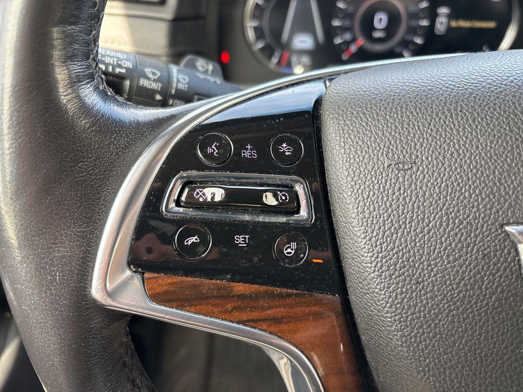 used 2020 Cadillac Escalade car, priced at $35,669