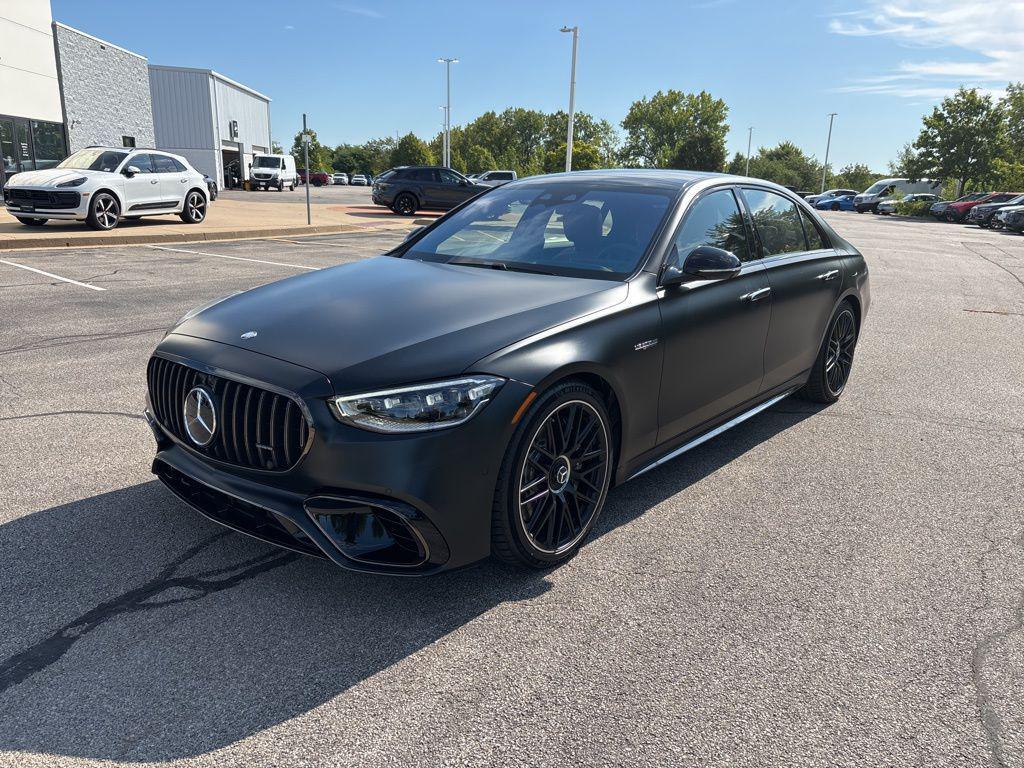 new 2025 Mercedes-Benz AMG S 63 E car, priced at $211,418