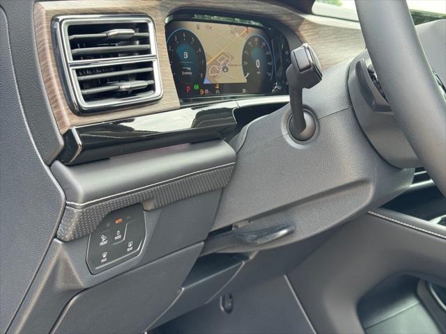 new 2025 Volkswagen Atlas car, priced at $48,072