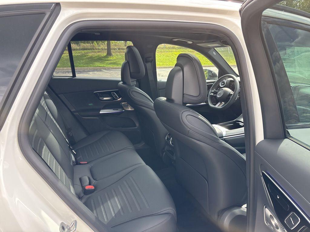 new 2025 Mercedes-Benz GLC 350e car, priced at $73,578
