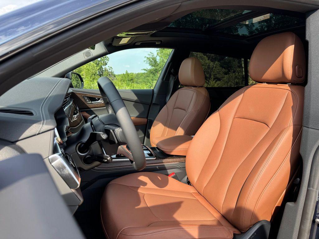 new 2025 Audi Q8 car, priced at $83,423
