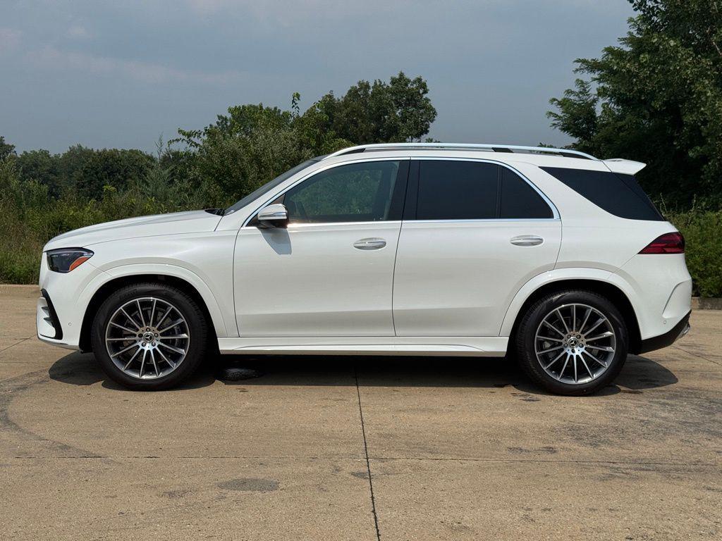 new 2025 Mercedes-Benz GLE 450 car, priced at $86,098