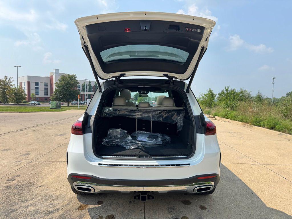 new 2025 Mercedes-Benz GLE 450 car, priced at $86,098