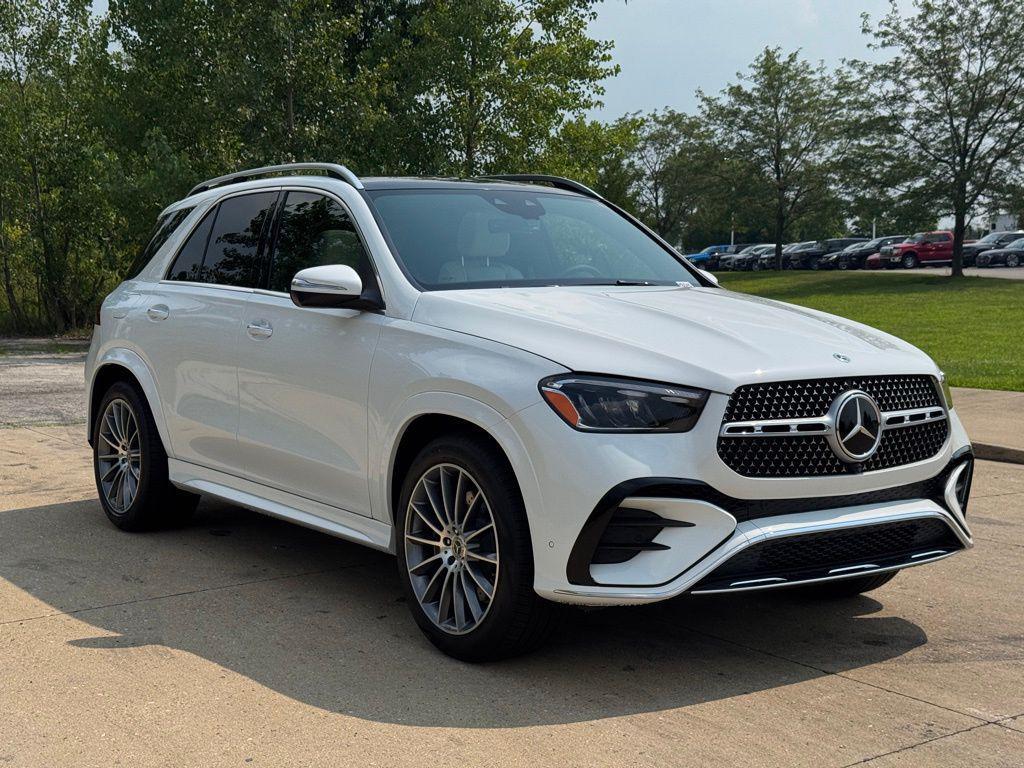 new 2025 Mercedes-Benz GLE 450 car, priced at $86,098