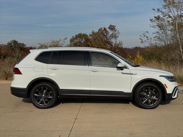 new 2024 Volkswagen Tiguan car, priced at $31,823