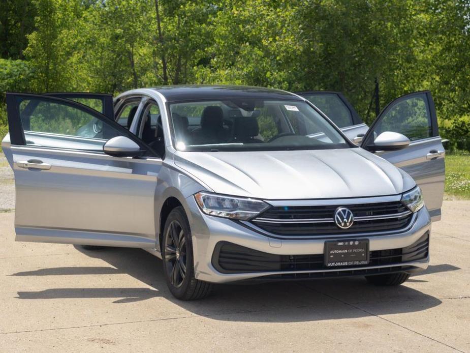 new 2024 Volkswagen Jetta car, priced at $26,675