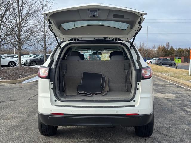 used 2015 Chevrolet Traverse car, priced at $10,999