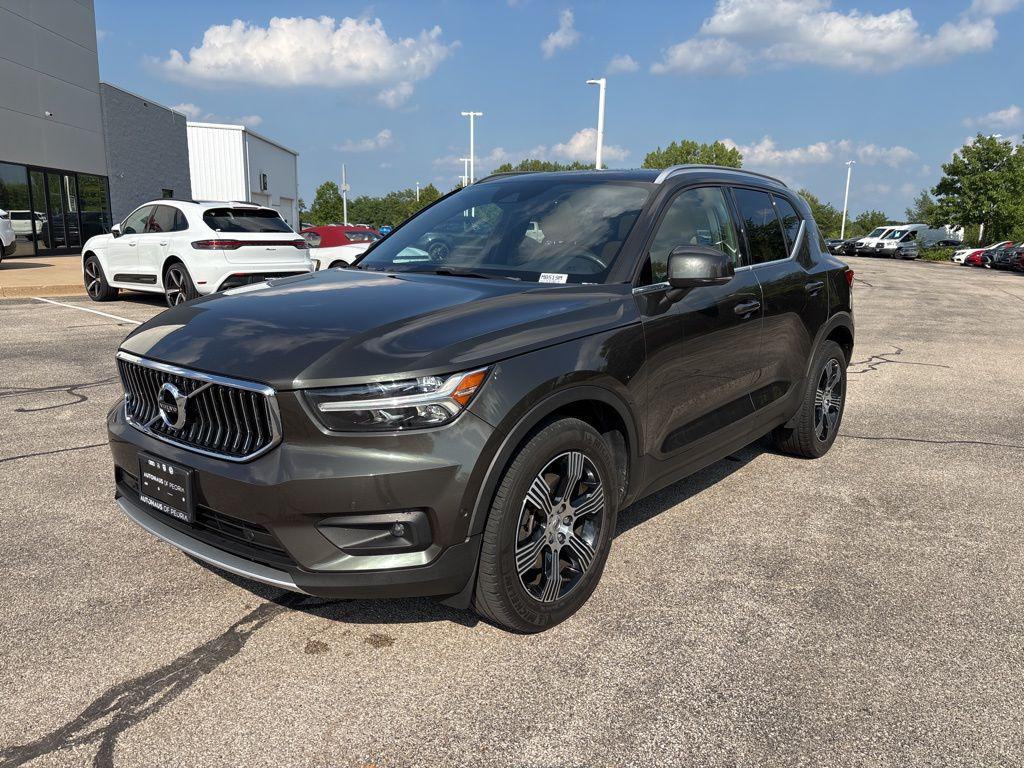 used 2019 Volvo XC40 car, priced at $22,368