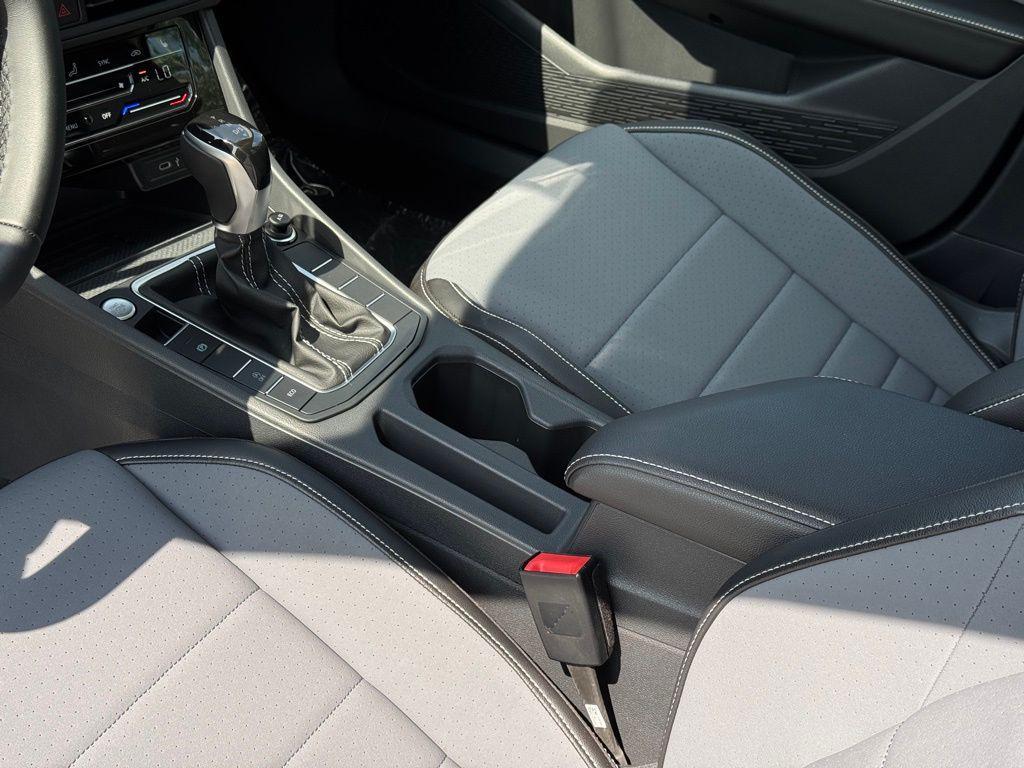 used 2025 Volkswagen Jetta car, priced at $24,052
