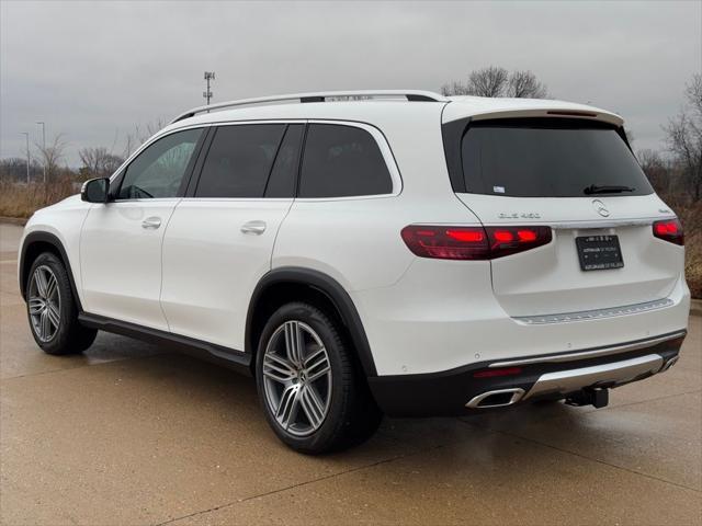 new 2025 Mercedes-Benz GLS 450 car, priced at $92,143