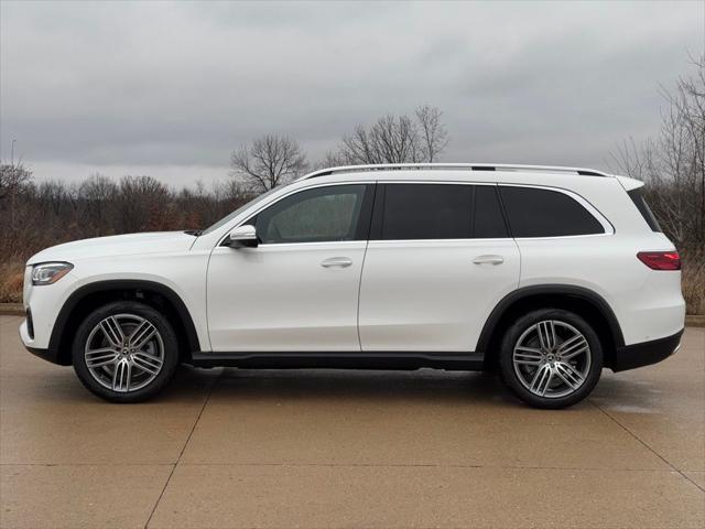 new 2025 Mercedes-Benz GLS 450 car, priced at $92,143