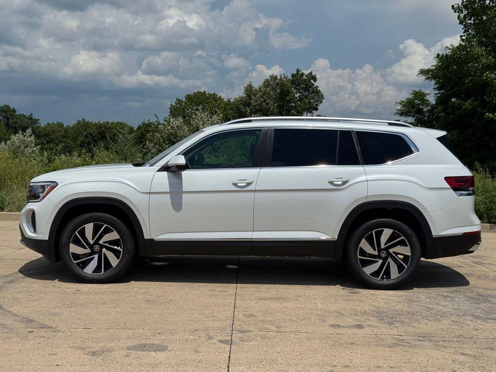 new 2025 Volkswagen Atlas car, priced at $47,112