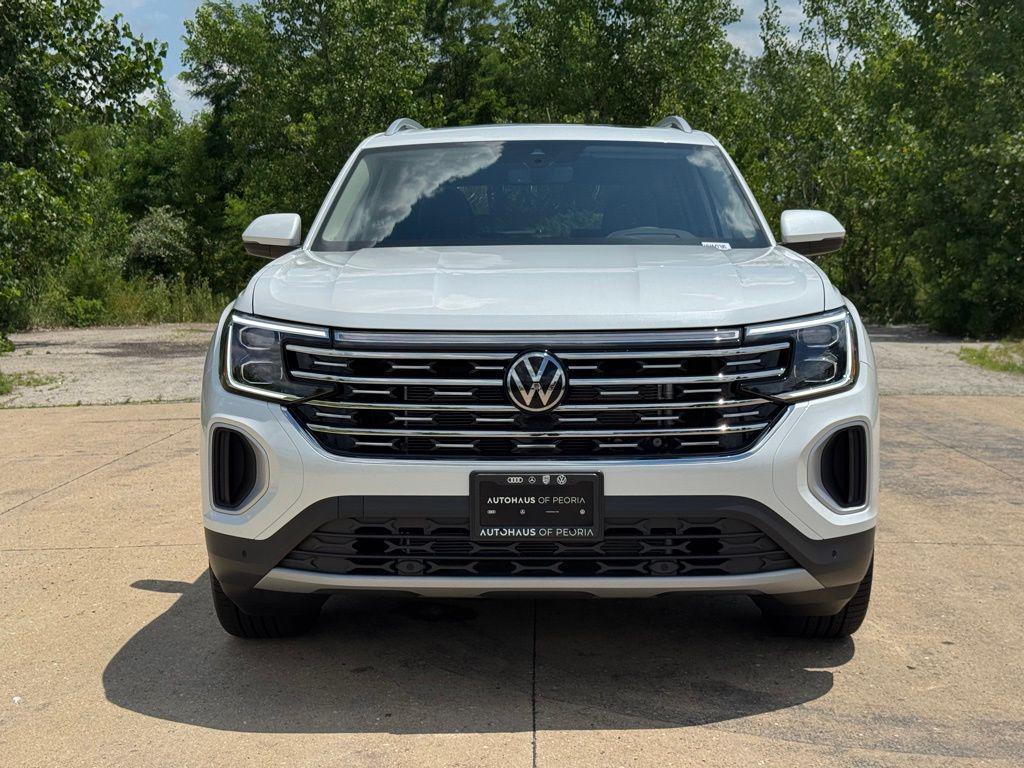 new 2025 Volkswagen Atlas car, priced at $47,112