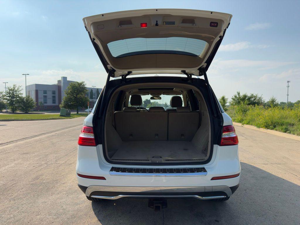 used 2015 Mercedes-Benz M-Class car, priced at $13,762