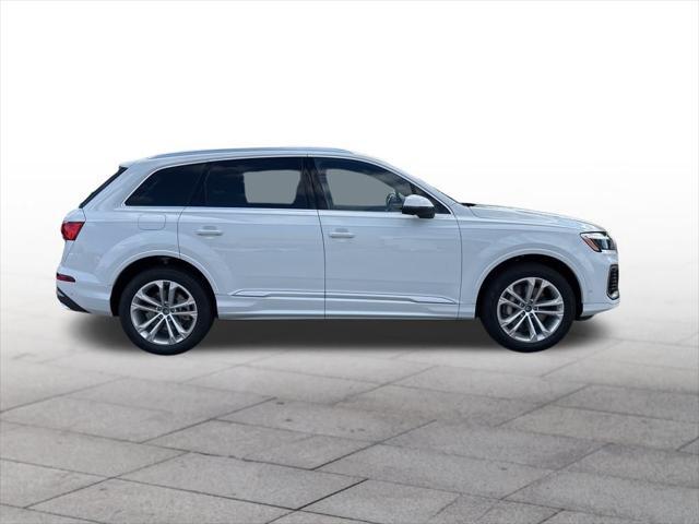 new 2025 Audi Q7 car, priced at $75,800