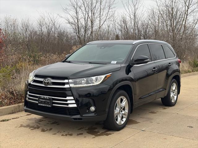 used 2018 Toyota Highlander car, priced at $23,652