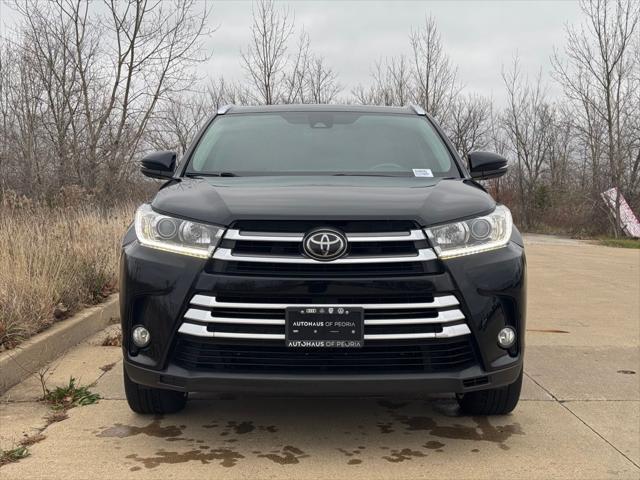 used 2018 Toyota Highlander car, priced at $23,652