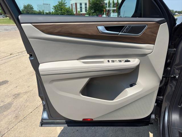 new 2025 Volkswagen Atlas car, priced at $43,841