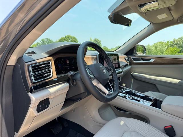 new 2025 Volkswagen Atlas car, priced at $43,841