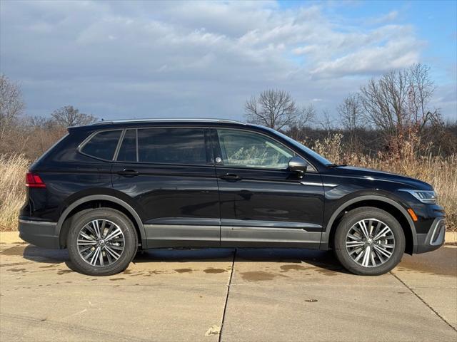 new 2024 Volkswagen Tiguan car, priced at $31,238