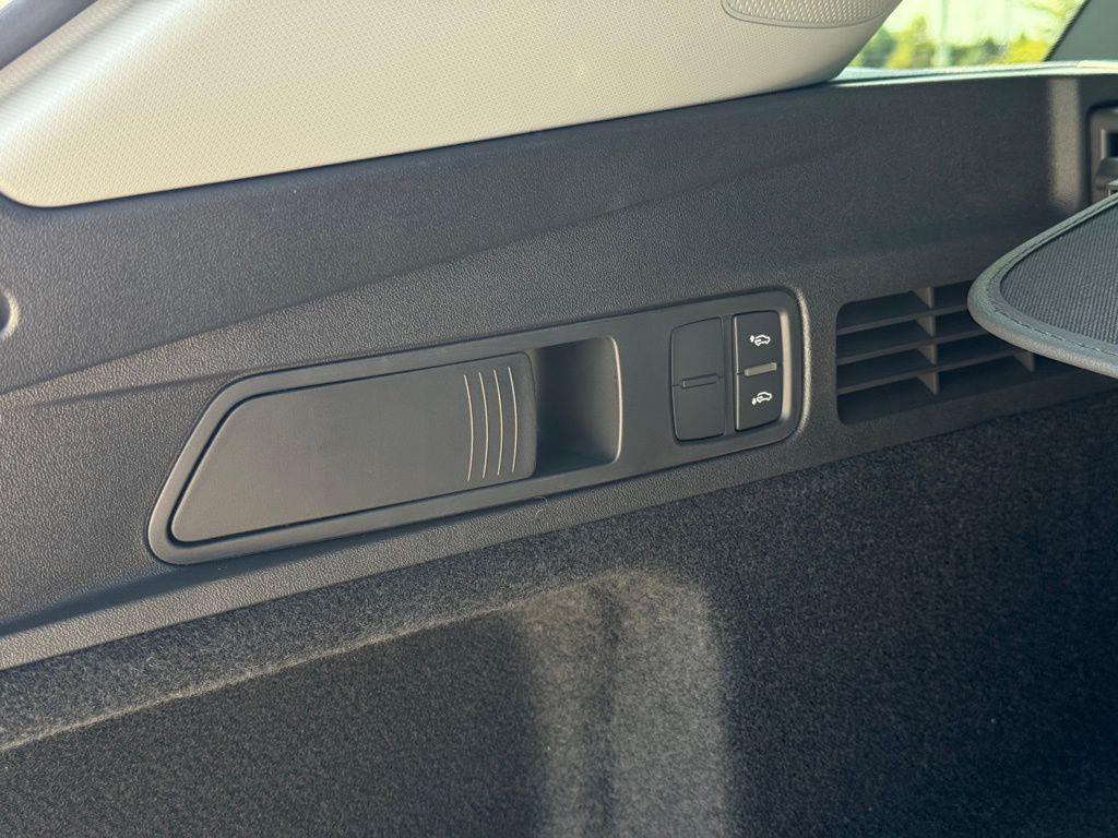 new 2025 Audi Q5 car, priced at $65,218