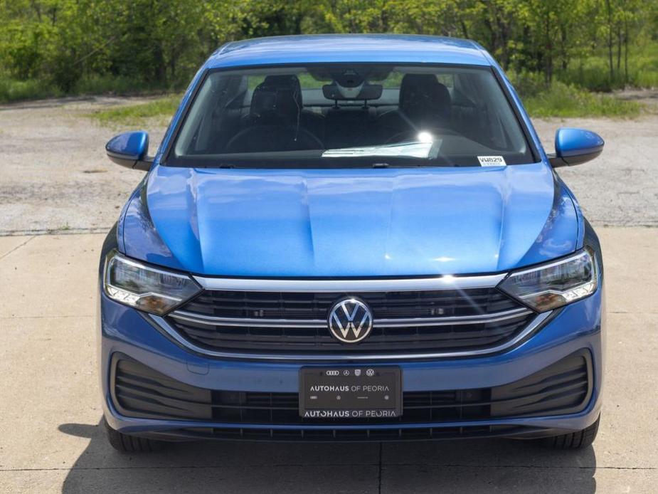 new 2024 Volkswagen Jetta car, priced at $25,295