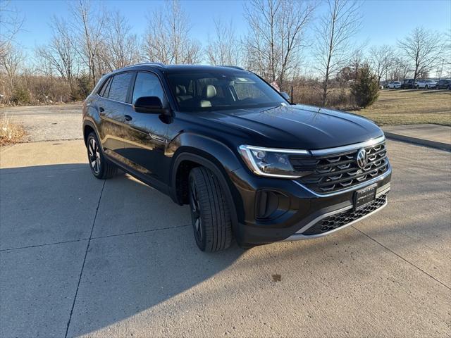 new 2025 Volkswagen Atlas Cross Sport car, priced at $45,631