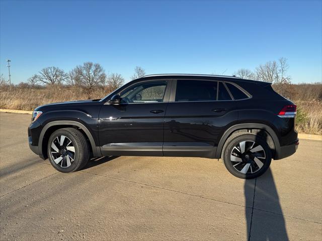 new 2025 Volkswagen Atlas Cross Sport car, priced at $45,631