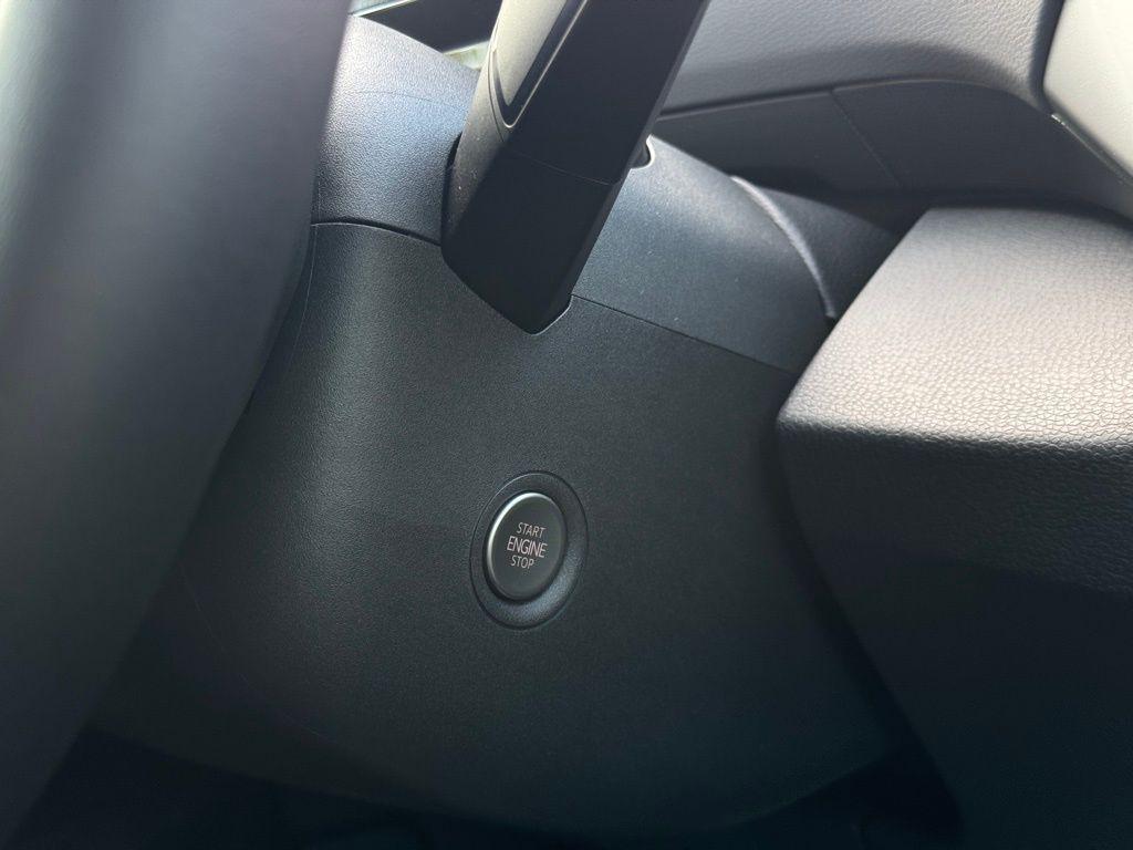 new 2025 Volkswagen ID.4 car, priced at $49,489