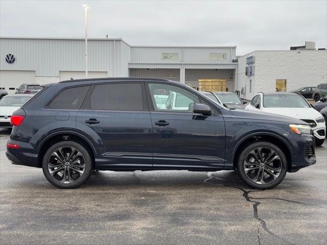 new 2025 Audi Q7 car, priced at $77,750