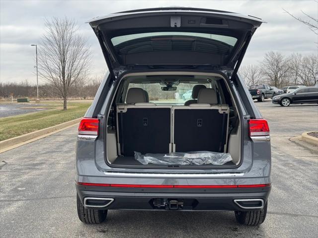 new 2025 Volkswagen Atlas car, priced at $47,183