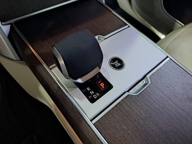 new 2025 Land Rover Range Rover car, priced at $118,385