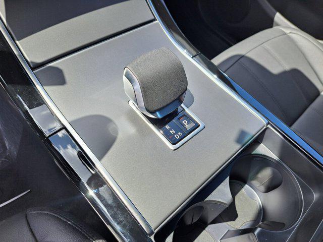 new 2026 Land Rover Range Rover Evoque car