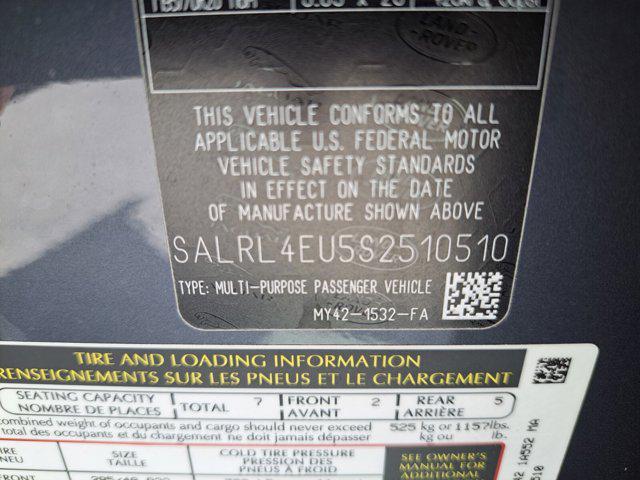 used 2025 Land Rover Discovery car, priced at $79,988