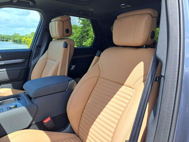 used 2025 Land Rover Discovery car, priced at $79,988