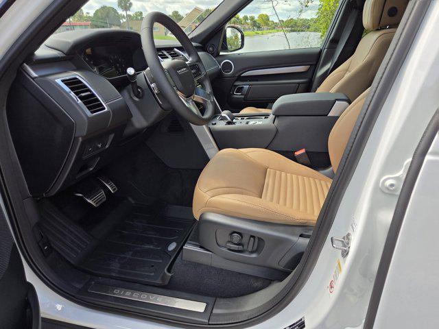 new 2025 Land Rover Discovery car, priced at $79,263