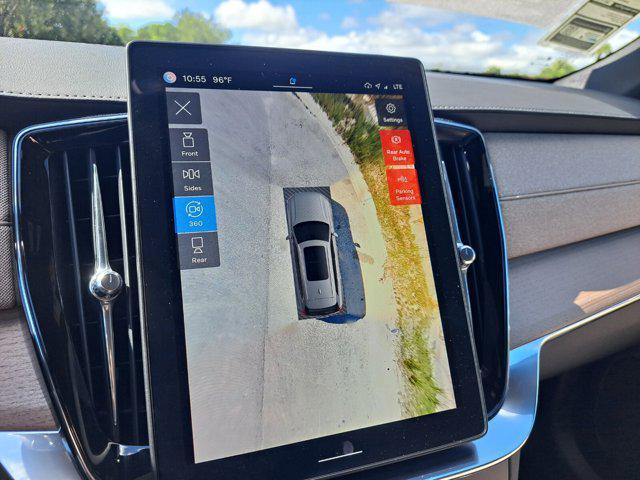 used 2025 Volvo XC90 car, priced at $55,555