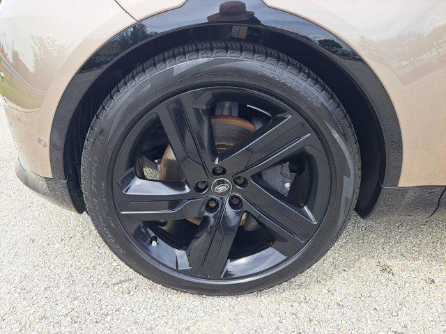 used 2023 Land Rover Discovery car, priced at $50,995