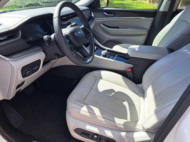 used 2023 Jeep Grand Cherokee car, priced at $34,778