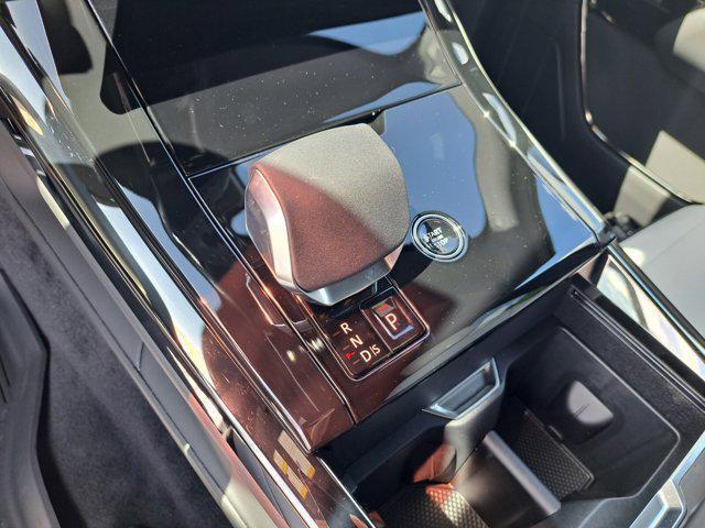 new 2025 Land Rover Range Rover Sport car, priced at $101,940