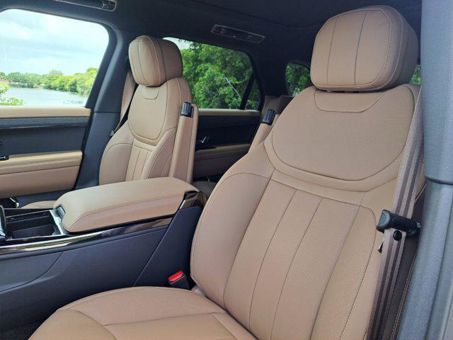 new 2025 Land Rover Range Rover Sport car, priced at $92,420