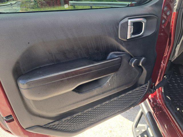 used 2021 Jeep Gladiator car, priced at $26,456