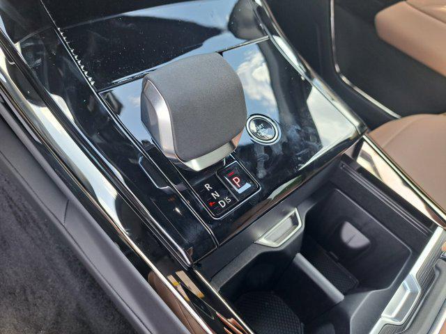 new 2025 Land Rover Range Rover Sport car, priced at $93,460