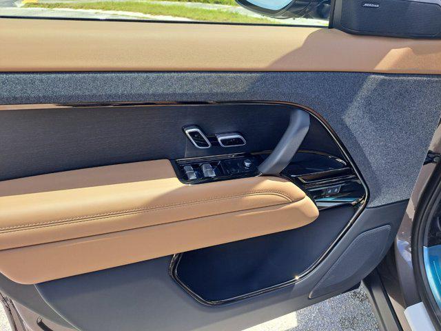 new 2025 Land Rover Range Rover Sport car, priced at $93,460