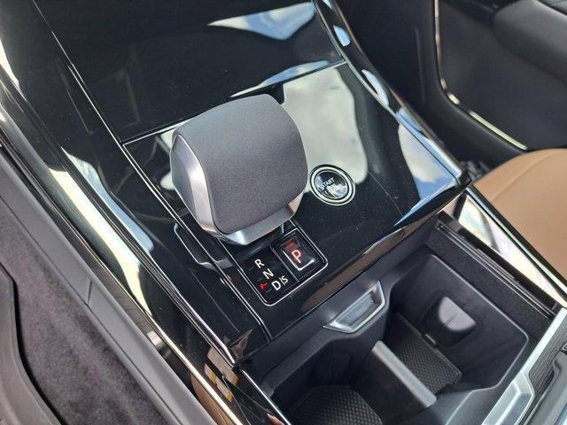 new 2025 Land Rover Range Rover Sport car, priced at $108,805