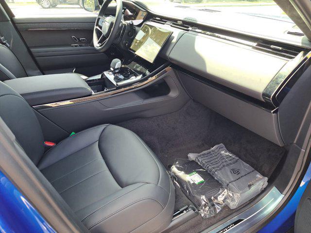 new 2025 Land Rover Range Rover Sport car, priced at $138,040