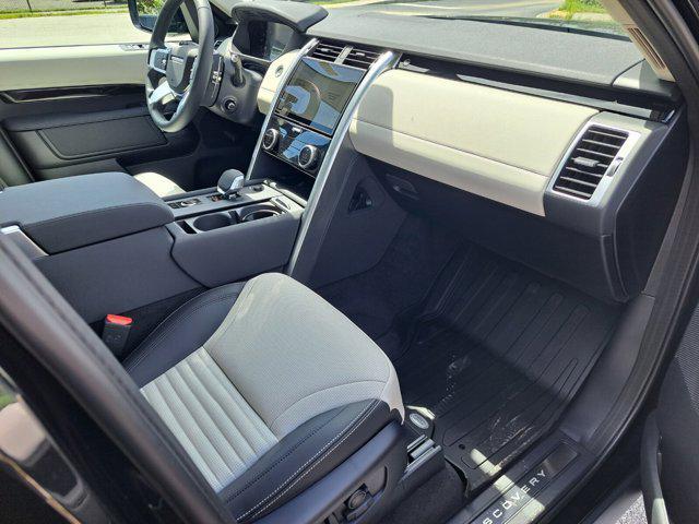 new 2025 Land Rover Discovery car, priced at $66,853