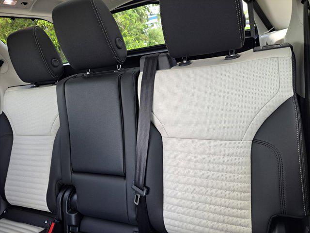 new 2025 Land Rover Discovery car, priced at $66,853
