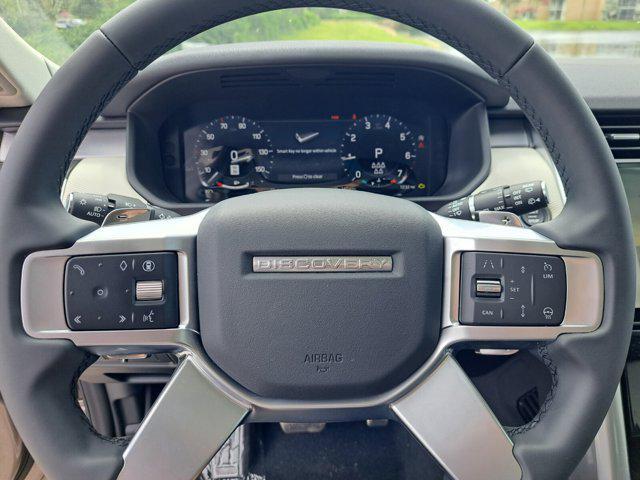 new 2025 Land Rover Discovery car, priced at $80,813