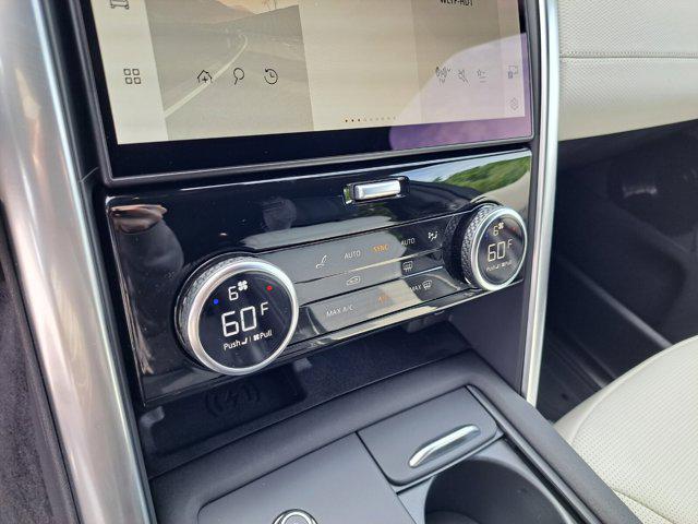 new 2024 Land Rover Discovery car, priced at $87,008